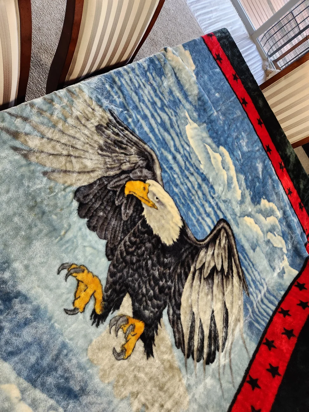 Vintage Golden Bear Heavy Duty Fleece Eagle Blanket Size 85×78
